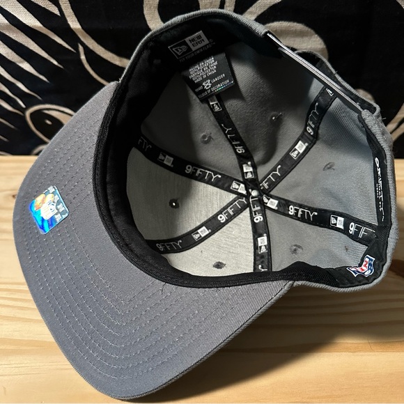 Baltimore Ravens Football Grey White Limited Edition Snap Back Hat - Picture 3 of 4